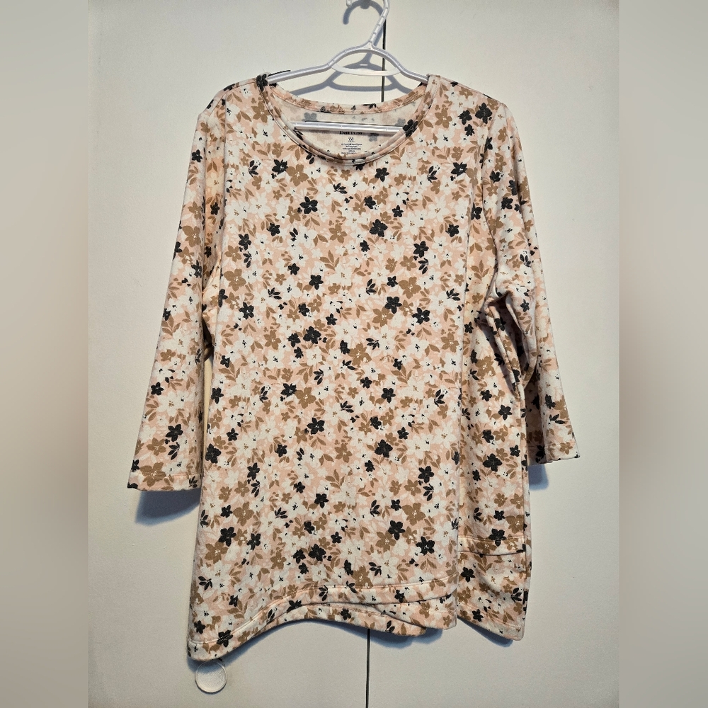 Croft & Barrow Cream Floral Patterned Top